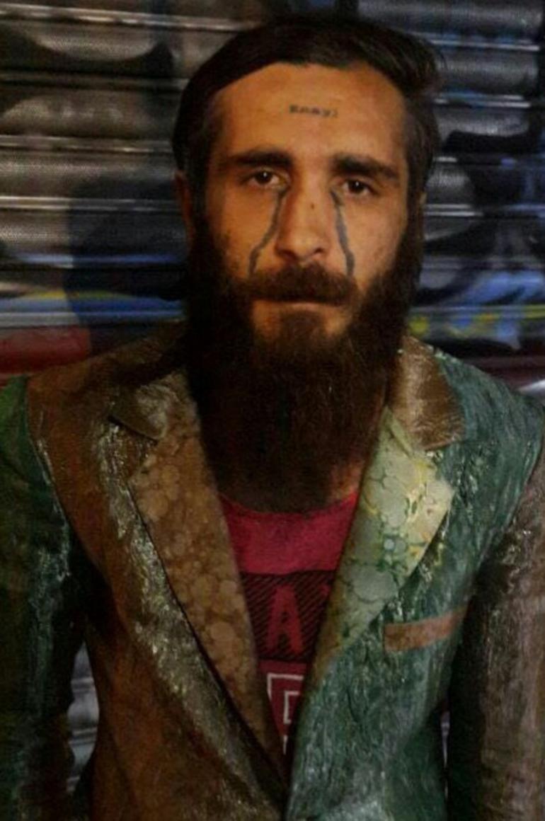 Yine Taksim, yine bonzai Polisler enayi dövmeli kişiyi buldu