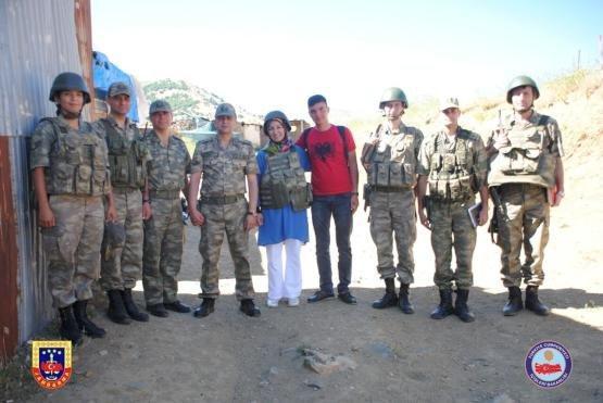 Diyarbakırdaki askeri bayramda annesiyle buluşturdular