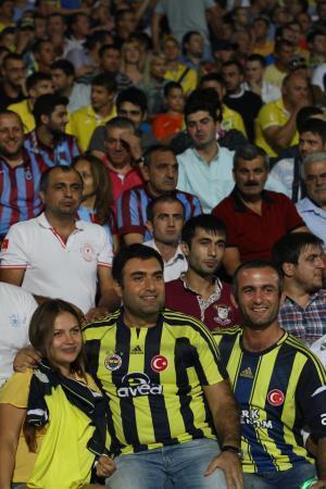 Trabzon, Rostovu geçip gruplara kaldı