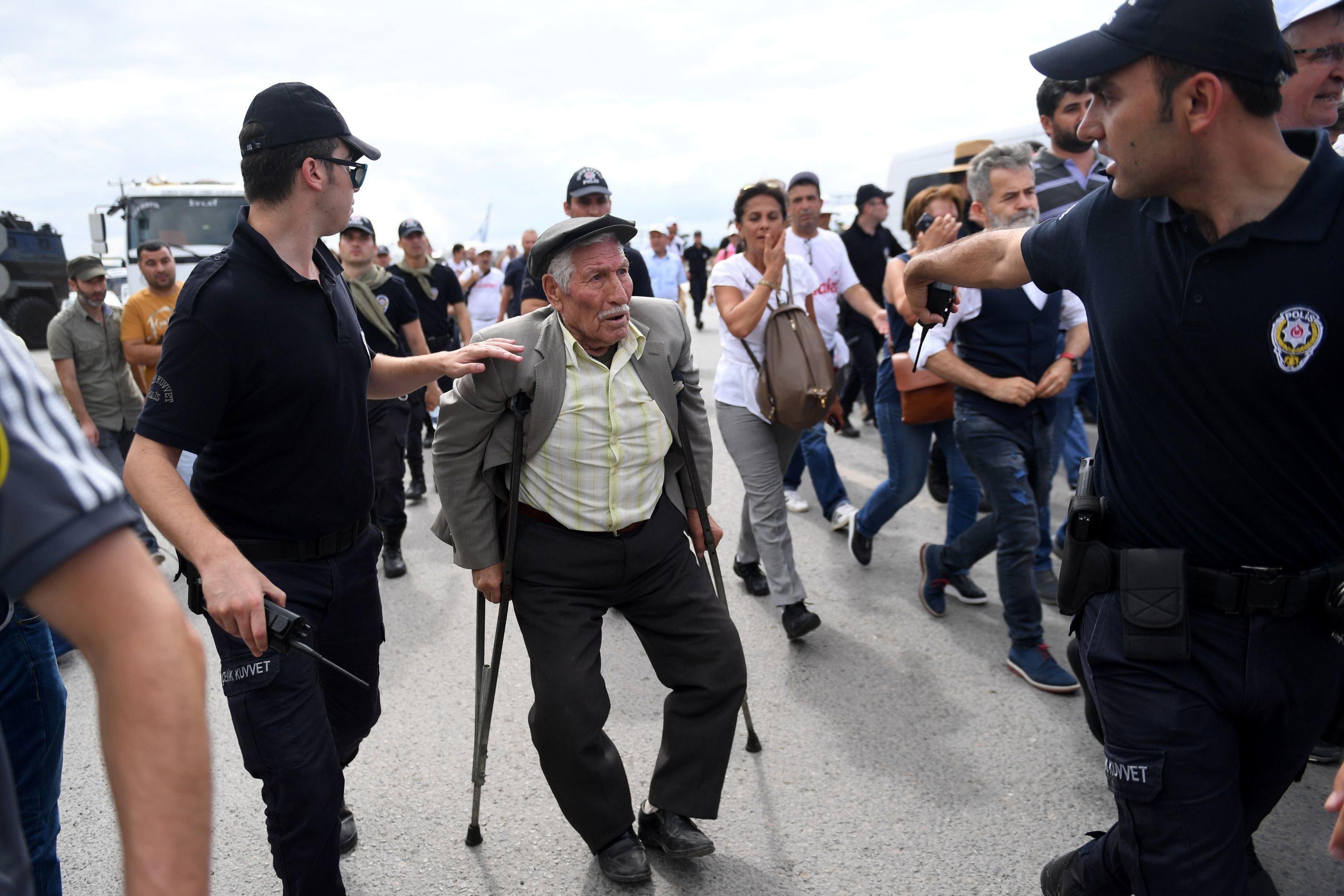CHP lideri Kılıçdaroğlu Adalet Yürüyüşünde 21.güne başladı