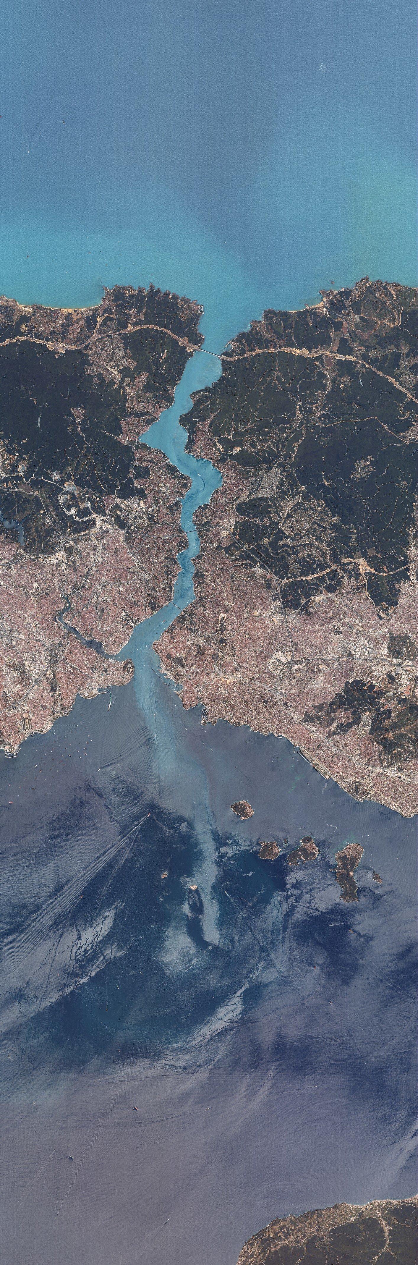 Yerli uydu İstanbulu fotoğrafladı