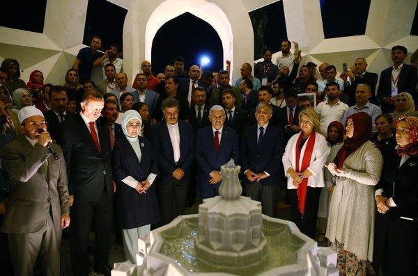 Eski Başbakan Tansu Çiller de 15 Temmuz anmalarına katıldı