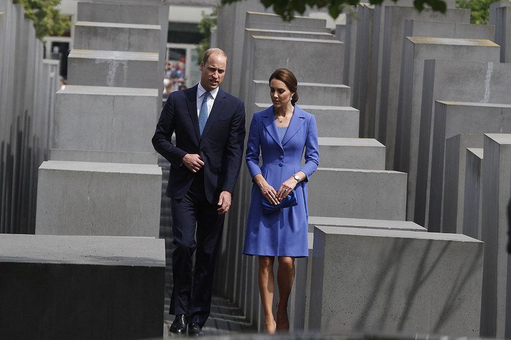 Prens William ve eşi Kate Middleton Berlin’de