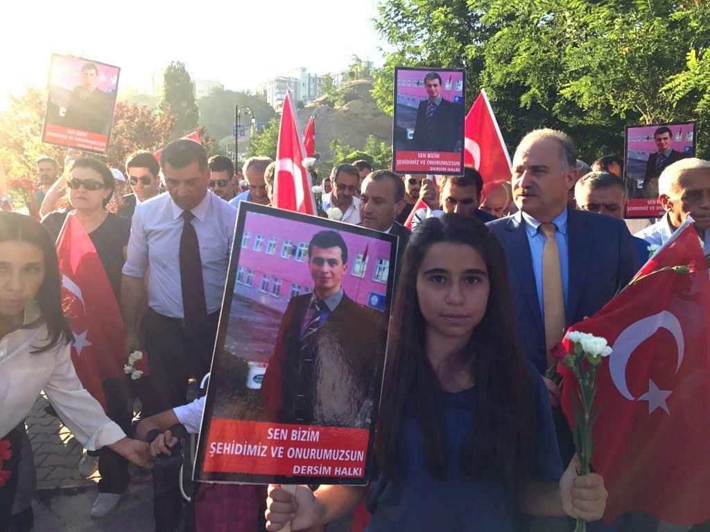 CHPden terörü protesto ve Necmettin öğretmeni anma yürüyüşü