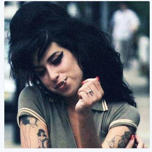 Lady Gagadan Amy Winehouse için duygusal paylaşım