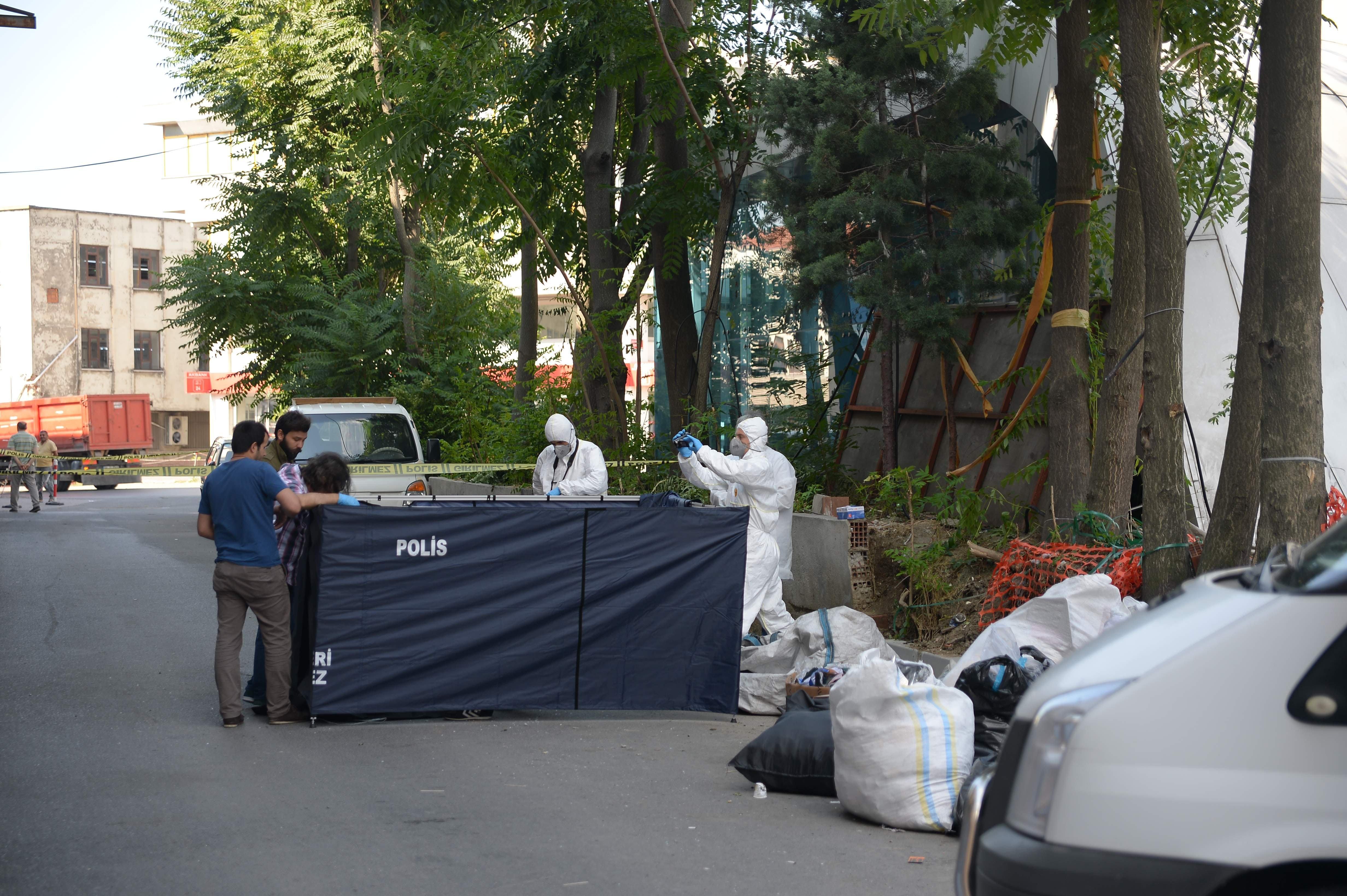 İstanbul Bayrampaşada çöpte erkek cesedi bulundu