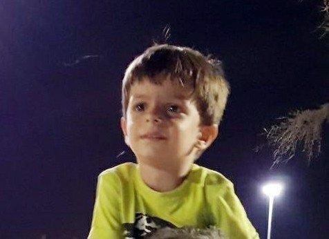 Okul servisinde unutulan 3 yaşındaki Alperen havasızlıktan öldü