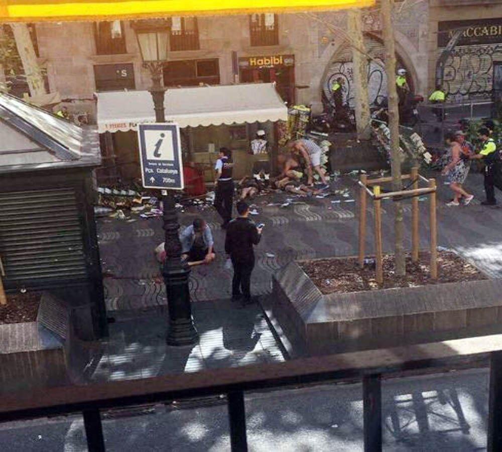 Barcelonada DEAŞ terörü: 13 ölü, 80 yaralı