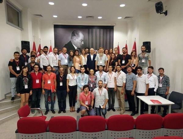 CHP Genel Başkanı Kemal Kılıçdaroğlu öğrencilere ders verdi