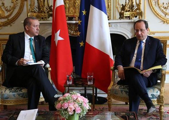 Hollandeın Başbakan Erdoğandan ricası: Cihatçı gençler