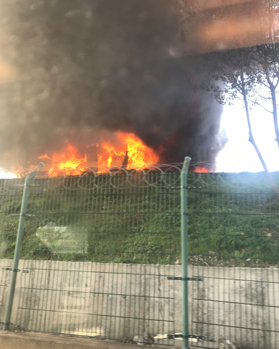 İstanbul TEM otogar bağlantı yolunda otobüste yangın çıktı