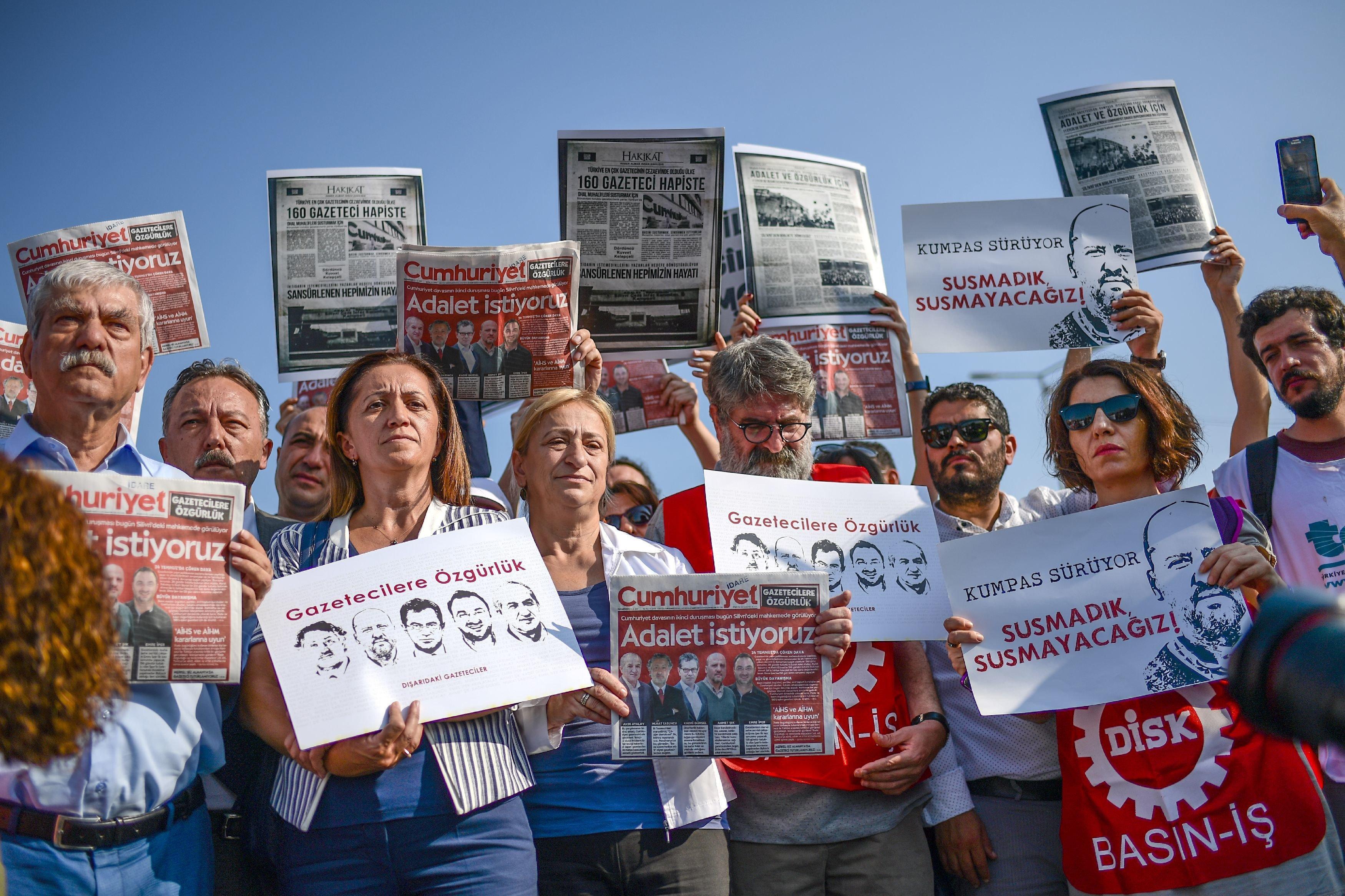 Cumhuriyet Gazetesi Davası ertelendi