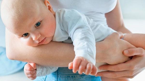 Bağırsak sistemi sağlıklı olan bebekler daha mutlu