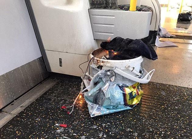 Londra Metrosunda kova bombası: Yaralılar var