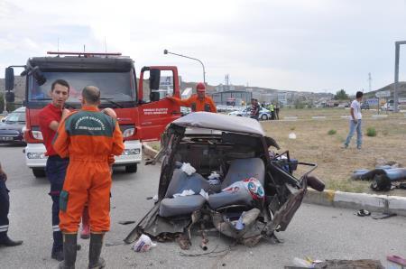Ankarada feci kaza: 2si çocuk 9 yaralı