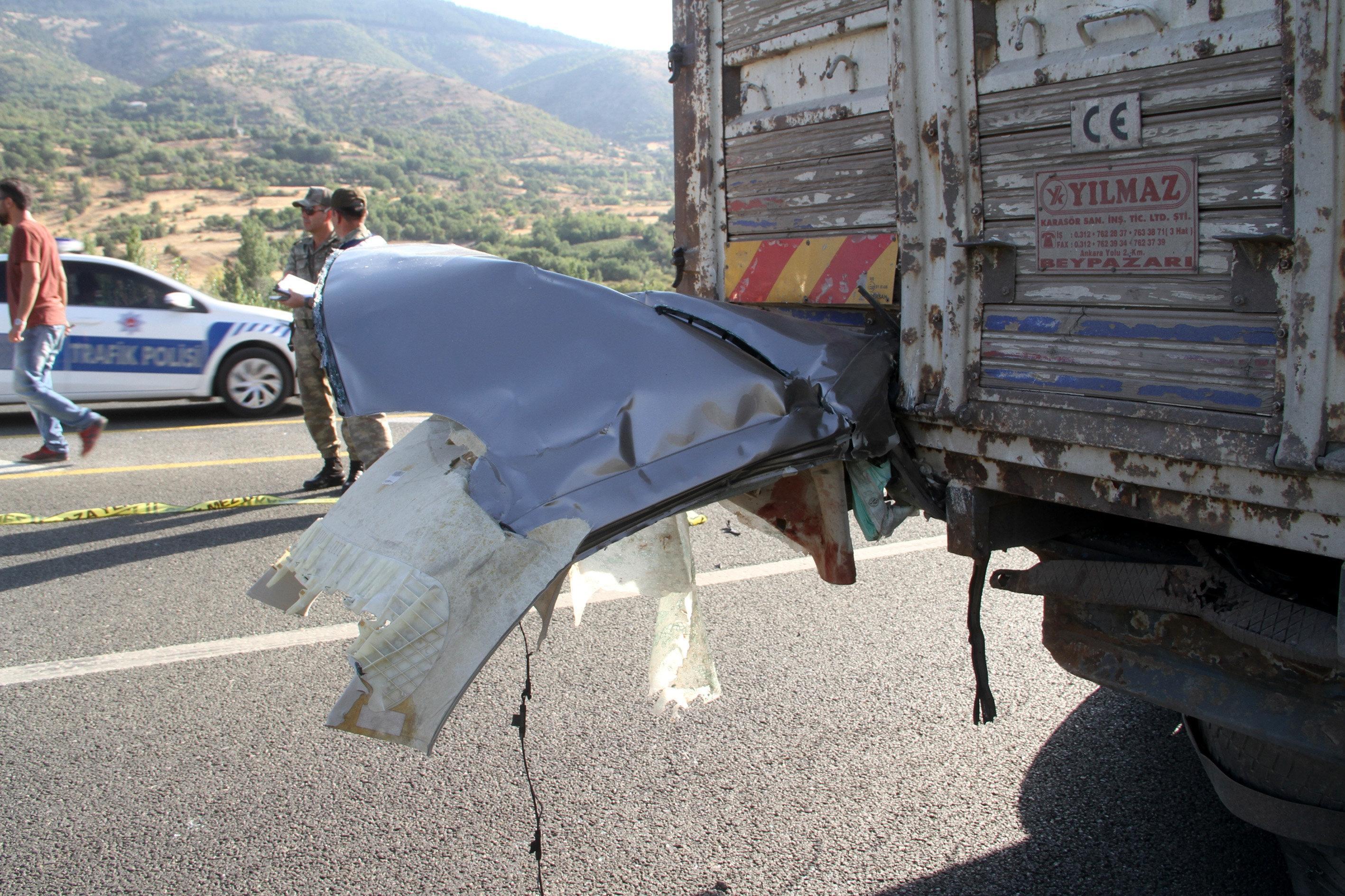 Elazığdaki kazada ölenlerden birinin polis olduğu ortaya çıktı