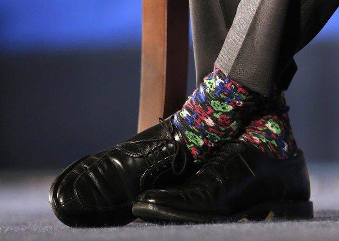 Kanada Başbakanı Justin Trudeau yine çorapları ile gündemde
