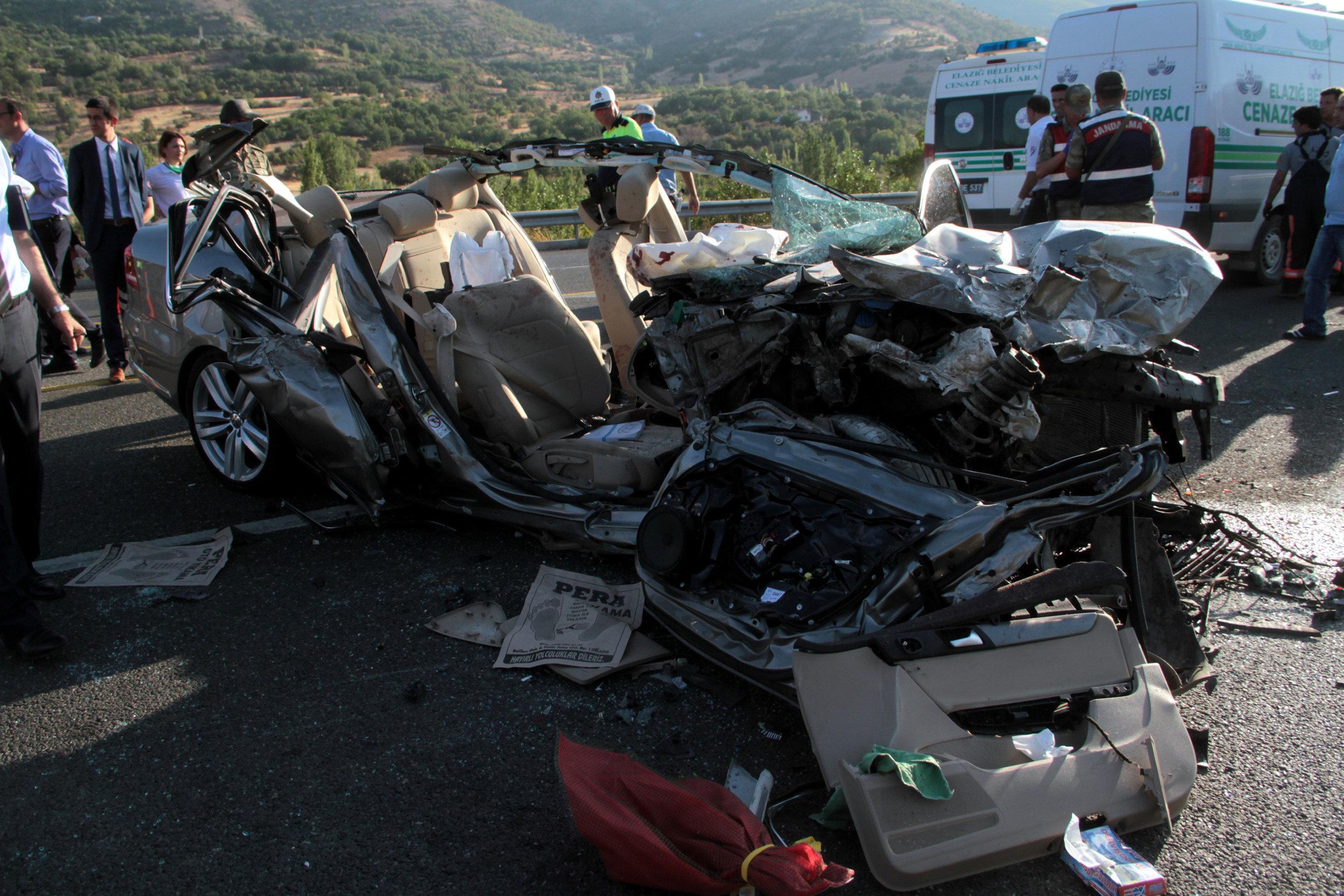 Elazığdaki kazada ölenlerden birinin polis olduğu ortaya çıktı