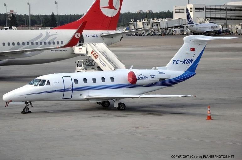 Atatürk Havalimanında özel jet düştü: 4 kişi mucize eseri kurtuldu