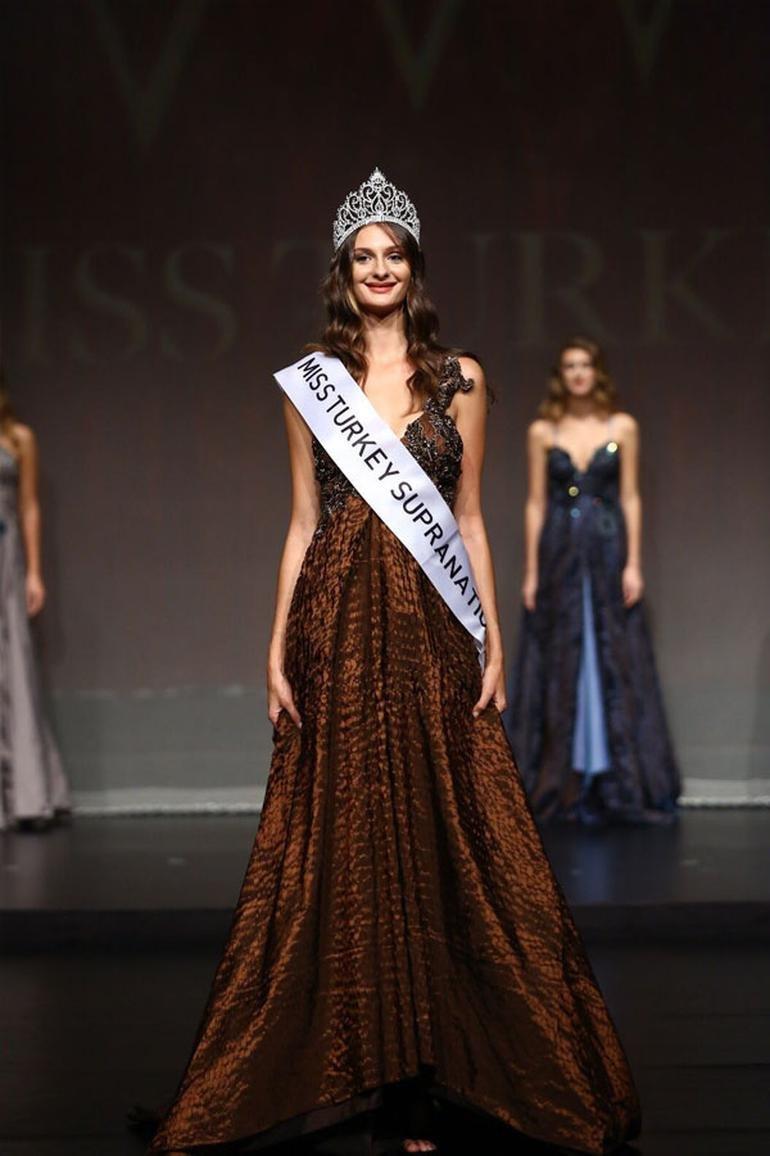 Miss Turkey 2017 birincisi Itır Esen oldu