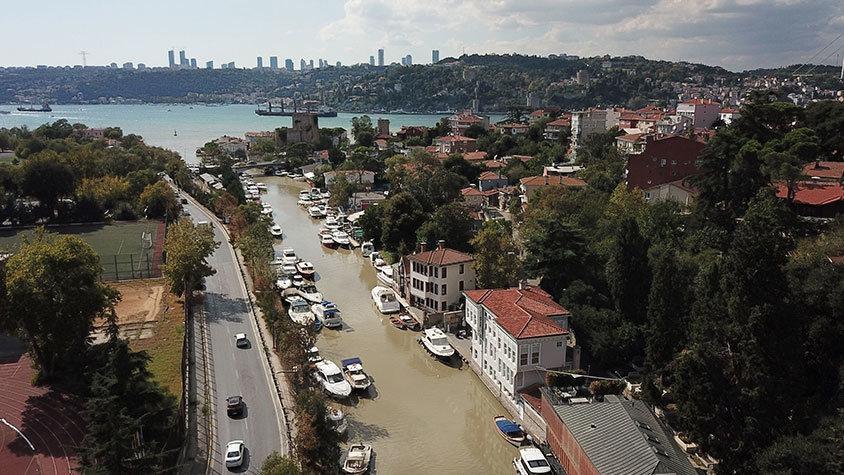 İstanbul Boğazını çamur kapladı, deprem söylentisi yayıldı