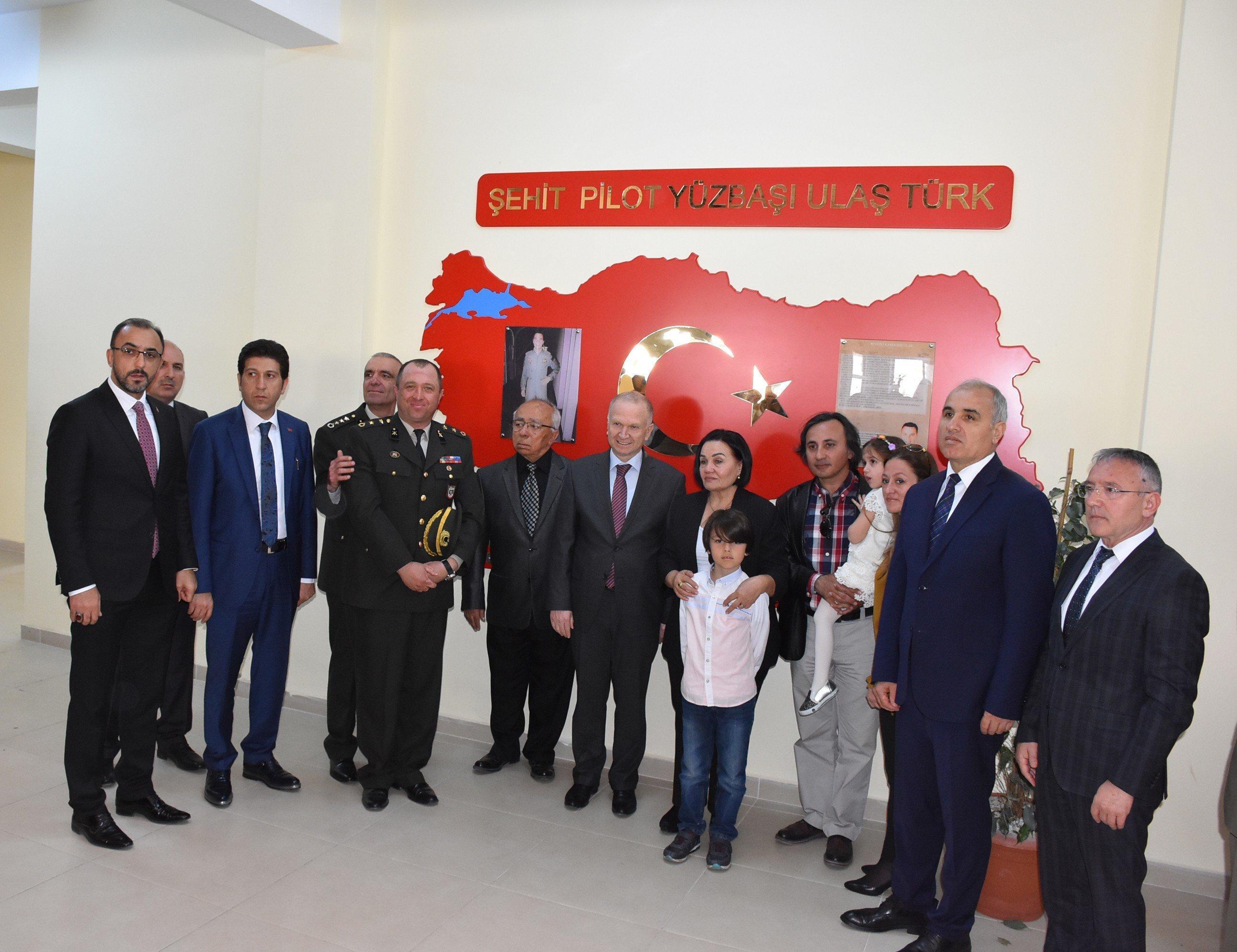 Şehit Pilot Yüzbaşı Ulaş Türkün adı memleketi Çorluda bir okula verildi