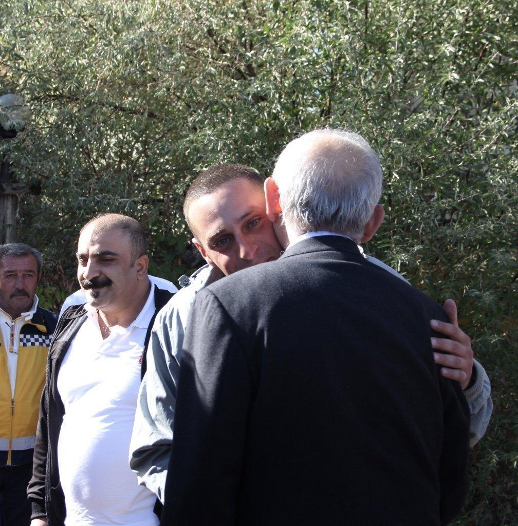 Kemal Kılıçdaroğlunun oğlu Kerem Kılıçdaroğlu Sivasta yemin etti