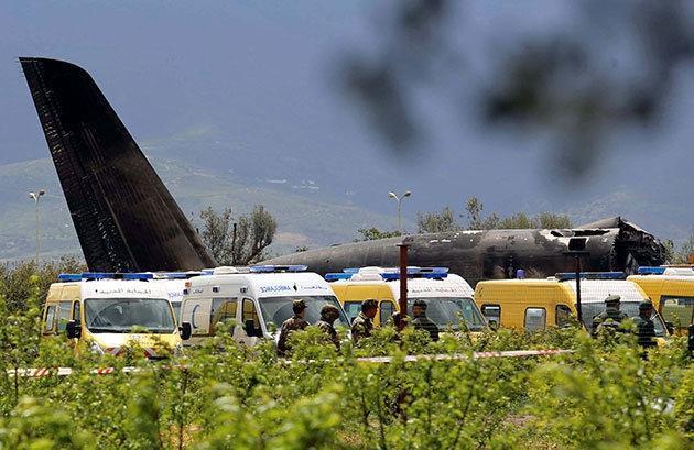 Son dakika Cezayirde uçak düştü: Ölü sayısı 257ye yükseldi