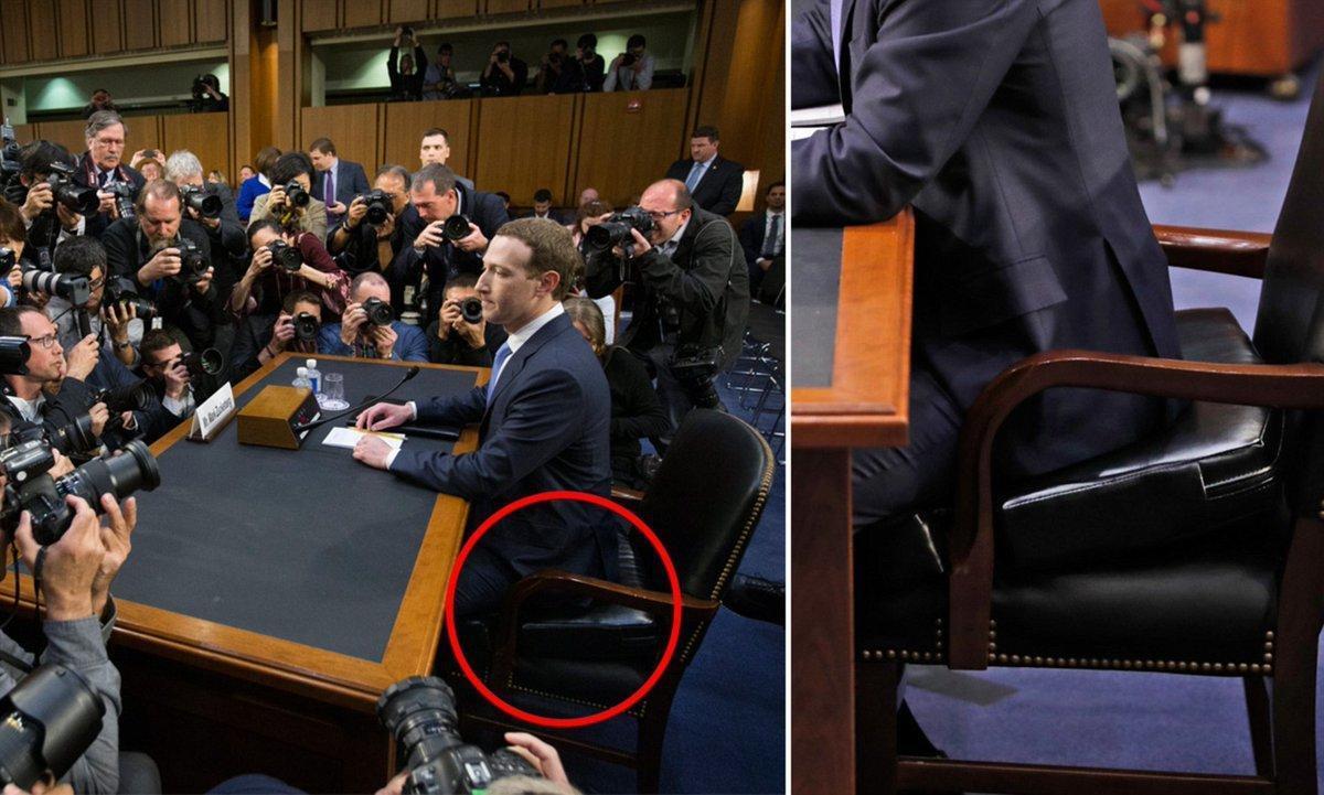 Facebookun CEOsu Mark Zuckerberge minder...