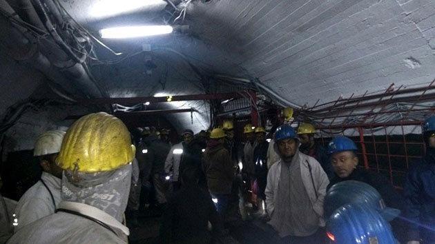 Zonguldakta maden işçileri ocaktan çıkmama eylemi başlattı
