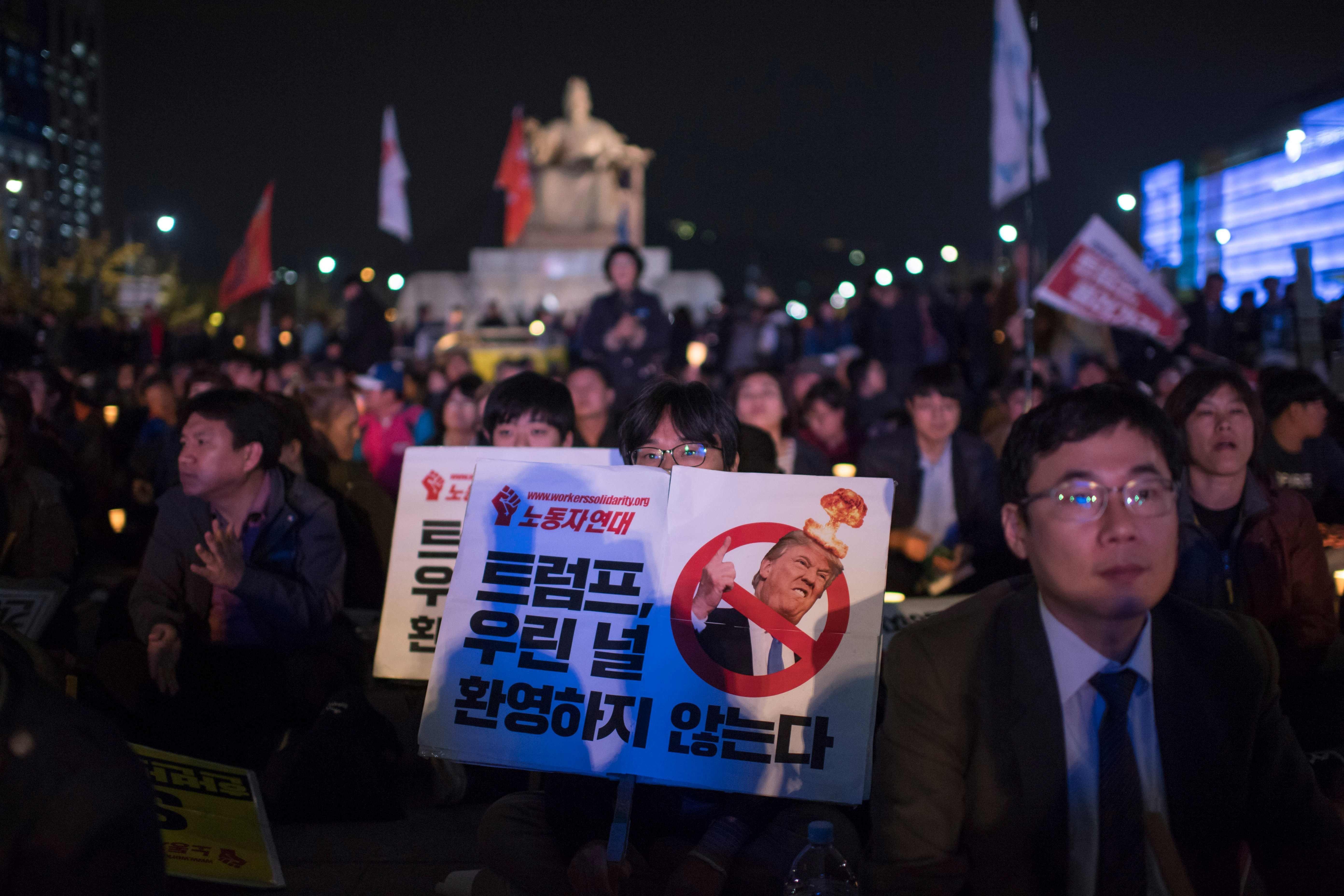 Güney Kore’de Trump destekçileri ve karşıtlarından gösteriler