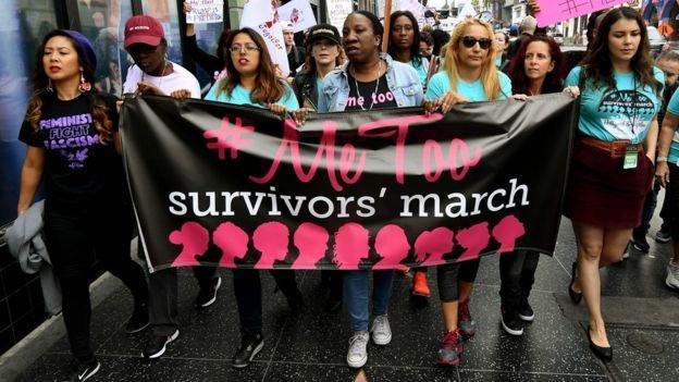 Yüzlerce kişi Hollywoodda cinsel tacize karşı yürüdü