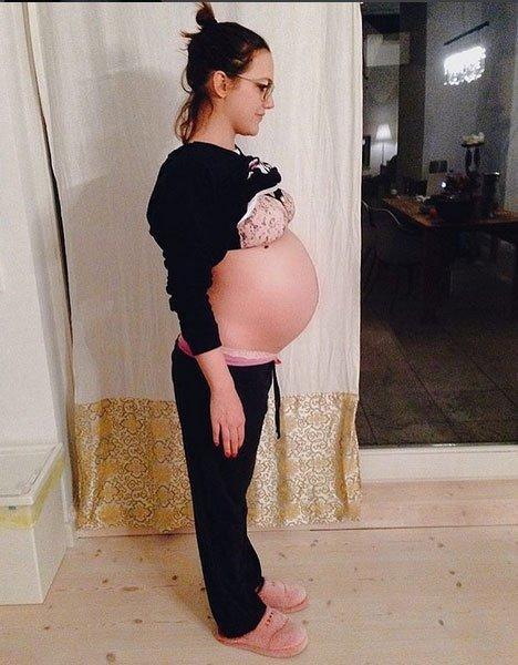 Meryem Uzerli, hamileyken çektirdiği fotoğrafı paylaştı