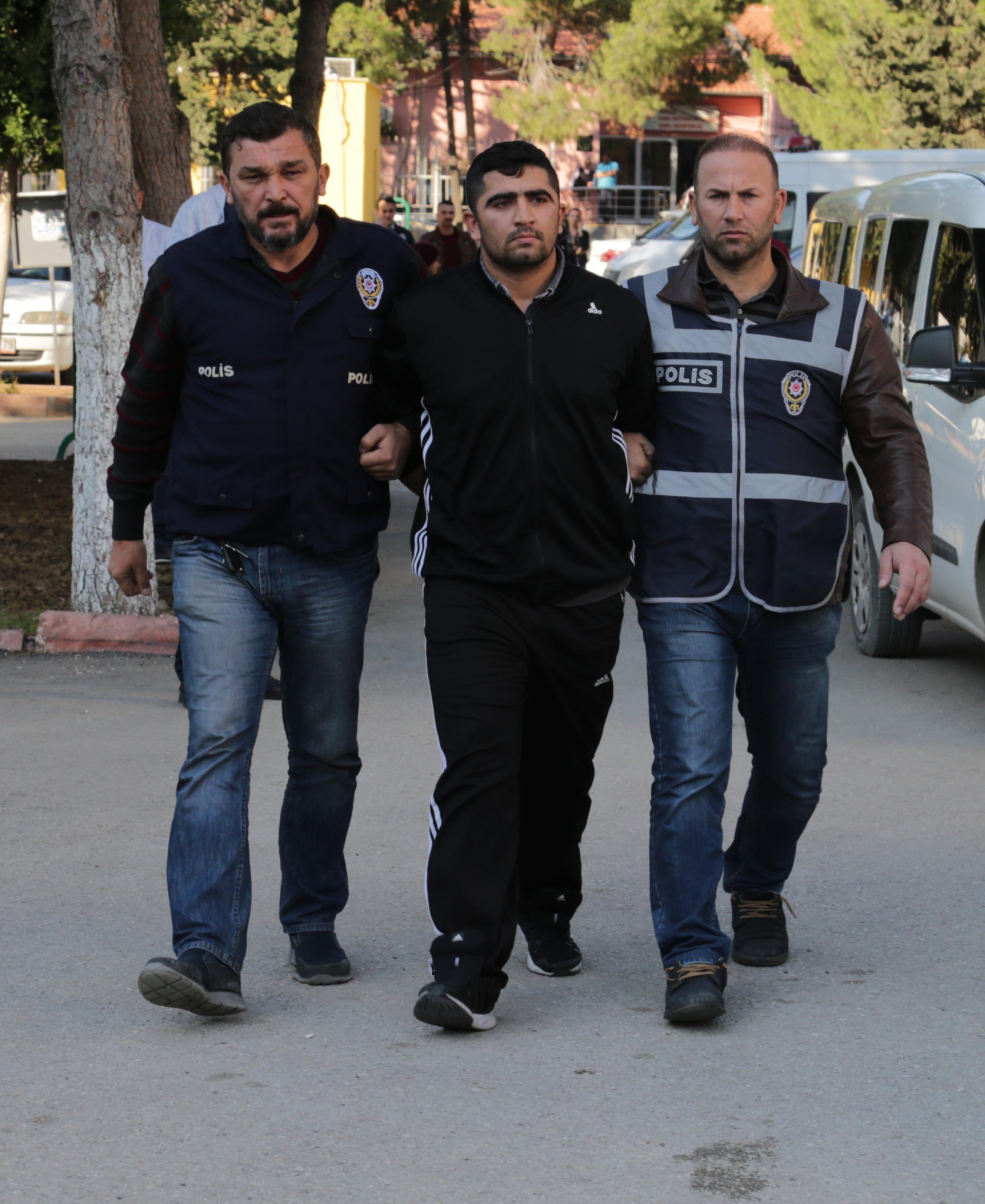 Adana’da bar sahibi kadını üvey oğlu öldürtmüş