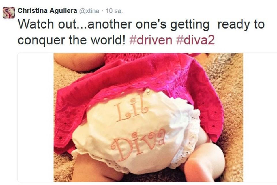 Christina Aguilera bebeğinin fotoğrafını ilk kez paylaştı