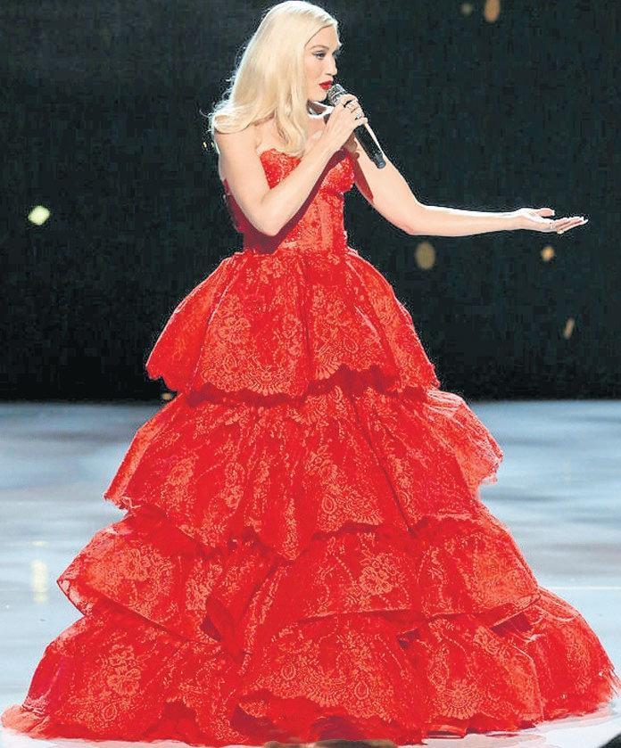 Dünya yıldızı Gwen Stefani Türk modacıya emanet