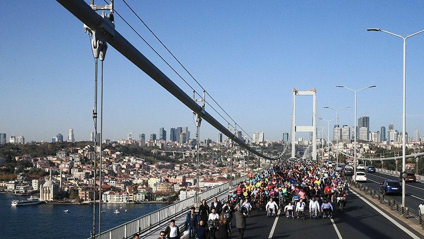 15 Temmuz Şehitler Köprüsü engelliler için trafiğe kapatıldı