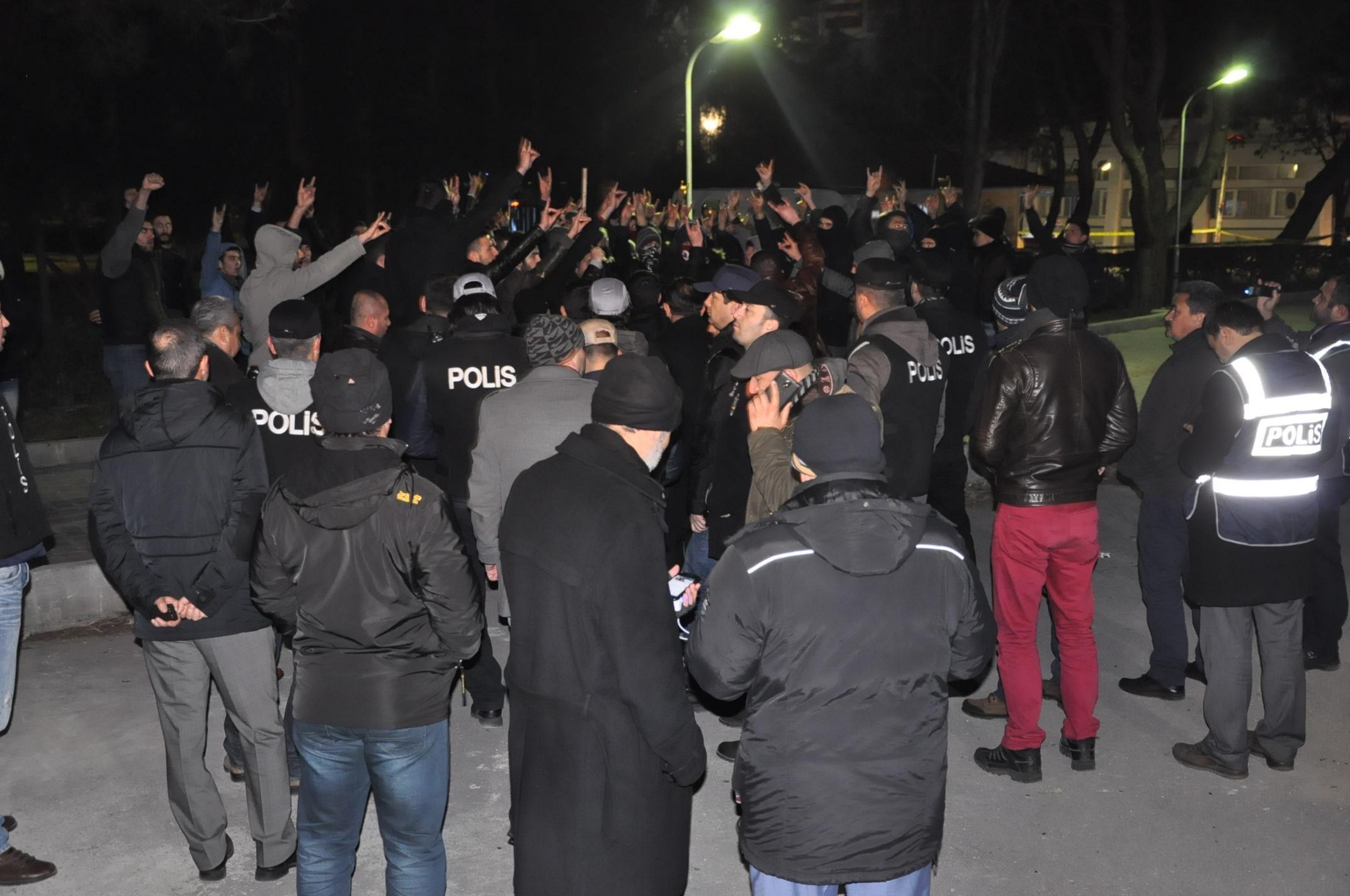 Ege Üniversitesinde gerginlik: 1 öğrenci öldü