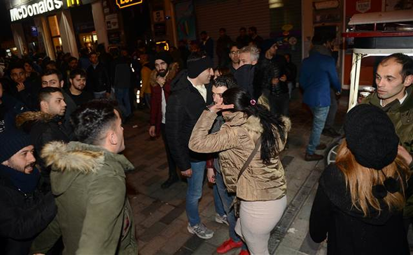 Taksimde tacizciler kıskıvrak yakalandı