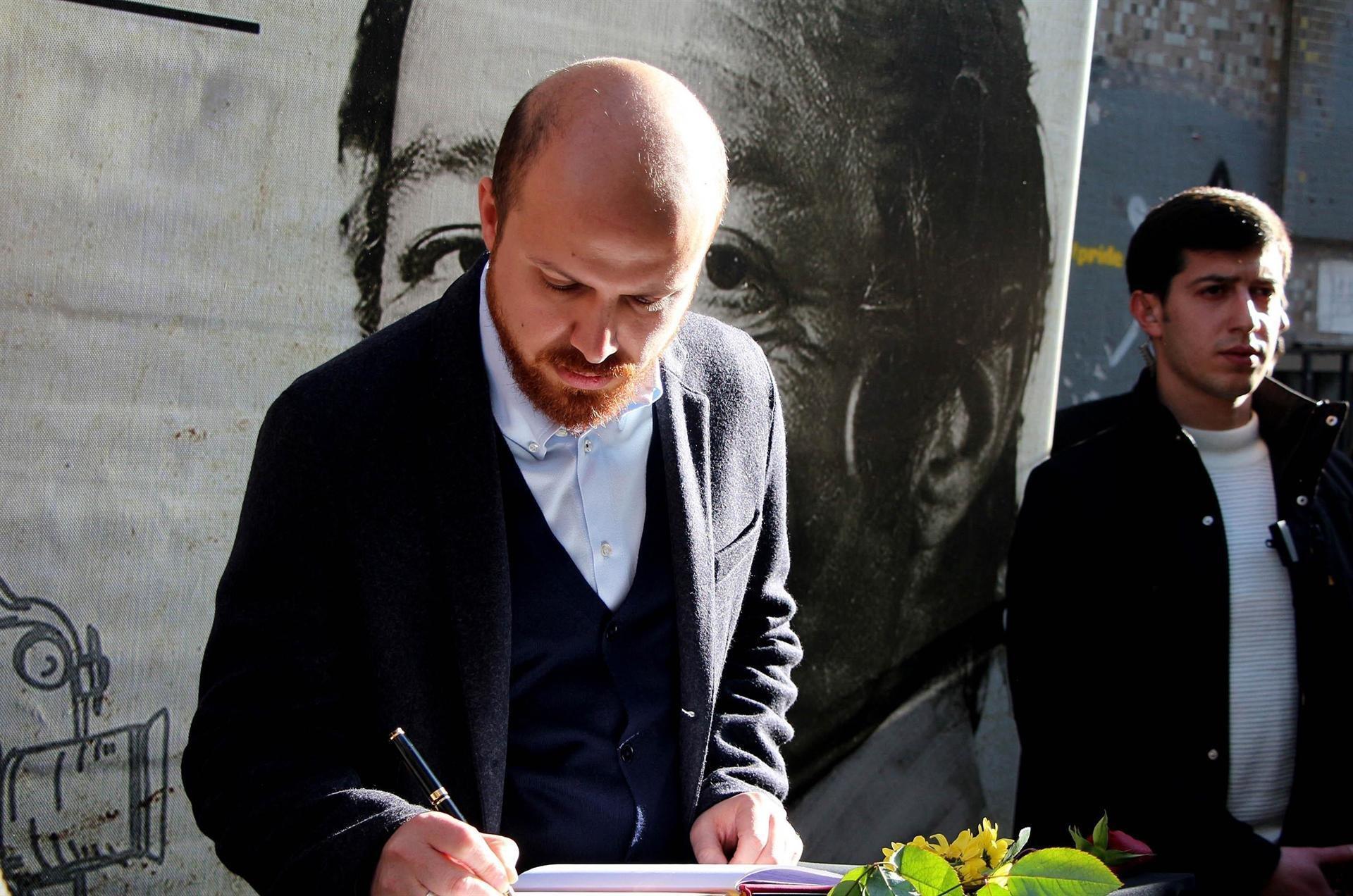 Bilal Erdoğan ve Nuri Alçodan Münir Özkulun ailesine taziye ziyareti