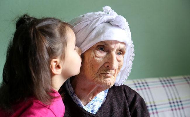 106 yaşındaki nine, Hakkım değil deyip yaşlılık maaşını kabul etmedi