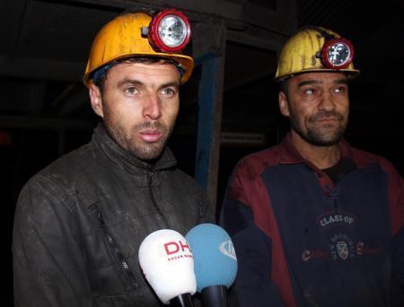 Maaşlarını alamayan maden işçileri ocaktan çıkmama eylemi başlattı