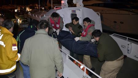 Bodrumda kaçakları taşıyan tekne battı: 5 ölü