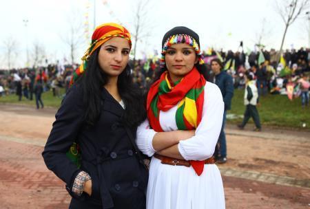 Diyarbakır nevruzu kutladı