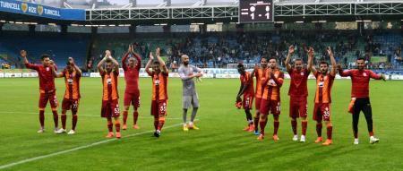 Şampiyon Galatasaray son maçta berabere kaldı