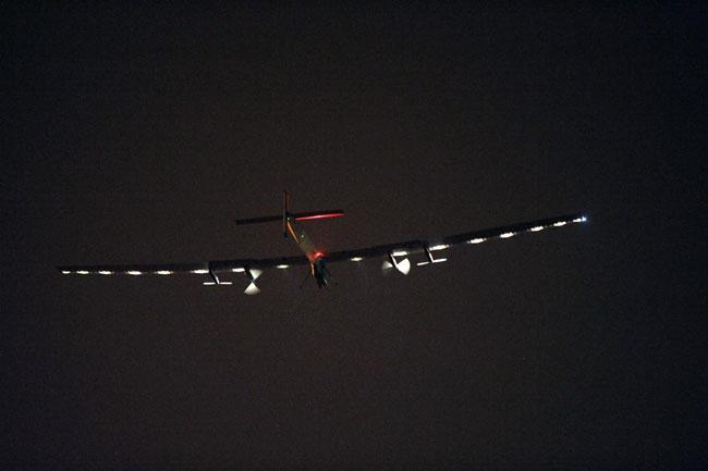 Solar Impulse 2 Çine indi, sırada ABD var