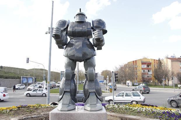 Ankarada robot heykeli