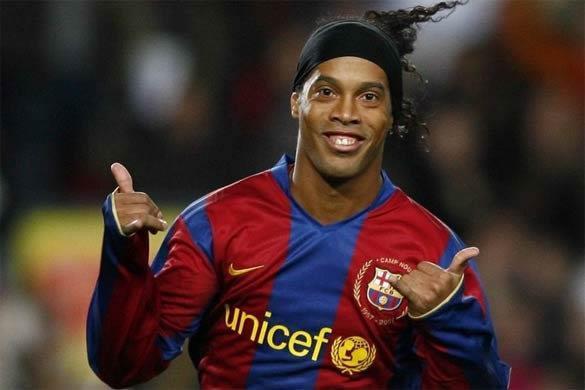 Ronaldinho futbolu bıraktı