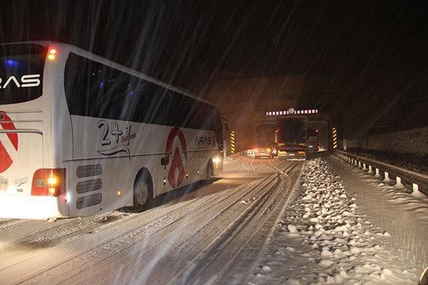 Son dakika... Türkiye genelinde kar yağışı ulaşımı etkiledi (İstanbula kar ne zaman yağacak)