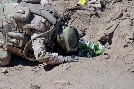 Tikritte askerlerin gömüldüğü toplu mezarlar bulundu